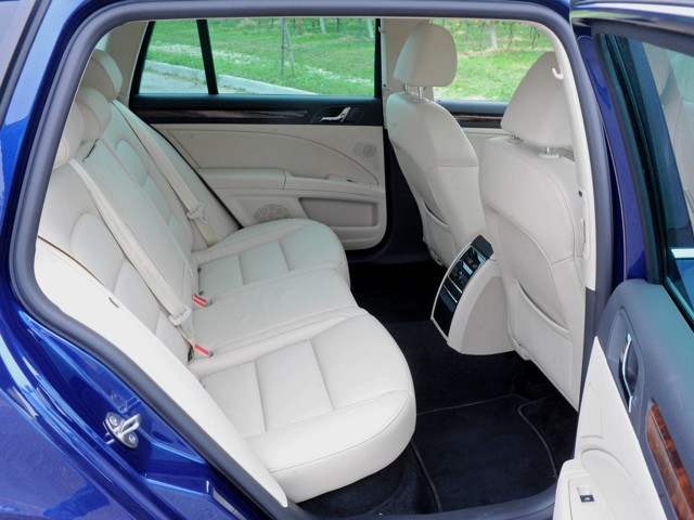 Skoda Superb Combi / Scout photo 41