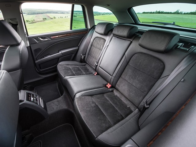 Skoda Superb Combi / Scout photo 42