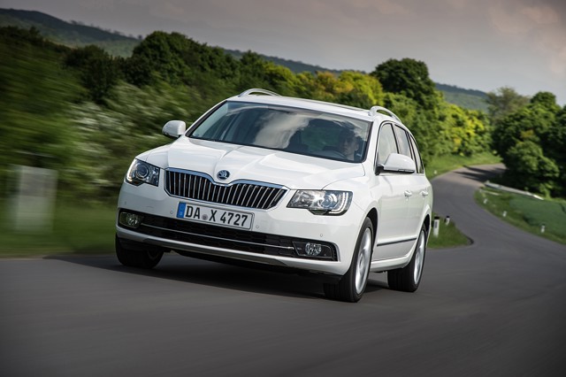 Skoda Superb Combi / Scout photo 25