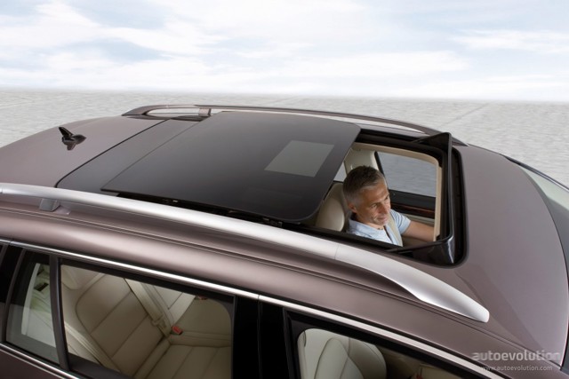 Skoda Superb Combi / Scout photo 11