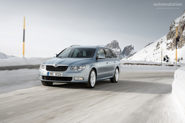 Skoda Superb Combi / Scout photo 16