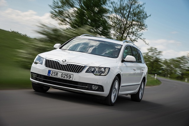Skoda Superb Combi / Scout photo 23