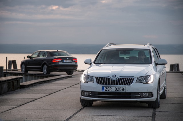 Skoda Superb Combi / Scout photo 32