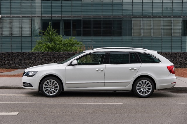 Skoda Superb Combi / Scout photo 34