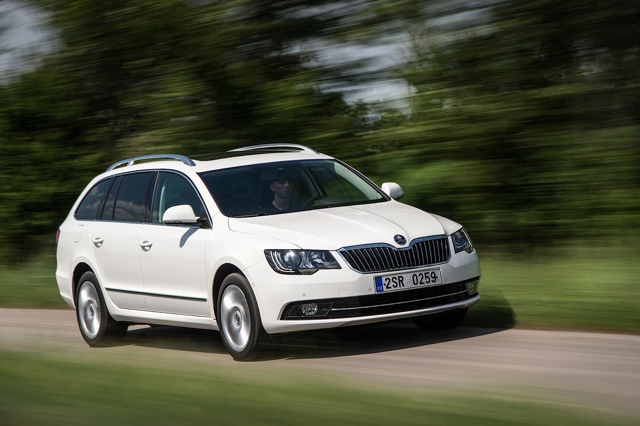 Skoda Superb Combi / Scout photo 41