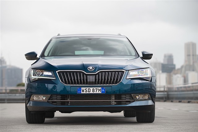 Skoda Superb Combi / Scout photo 10