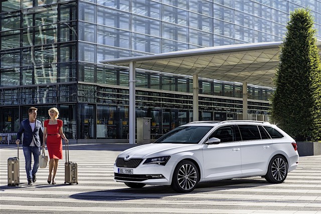 Skoda Superb Combi / Scout photo 15