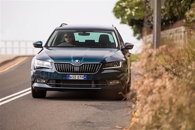 Skoda Superb Combi / Scout photo 23