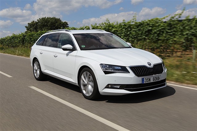 Skoda Superb Combi / Scout photo 25