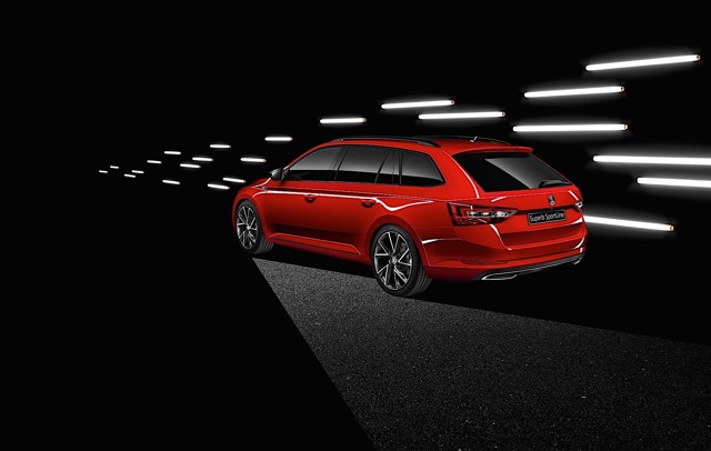 Skoda Superb Combi / Scout photo 32