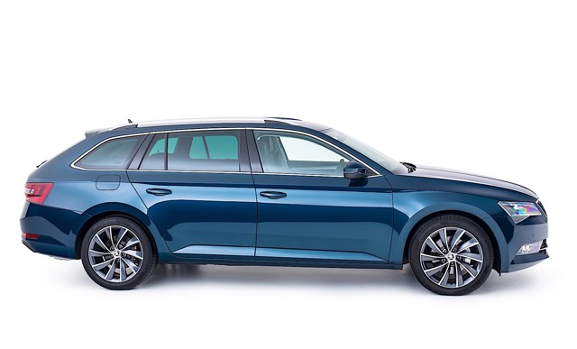 Skoda Superb Combi / Scout photo 33