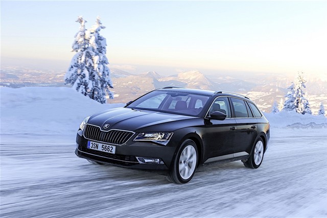 Skoda Superb Combi / Scout photo 42