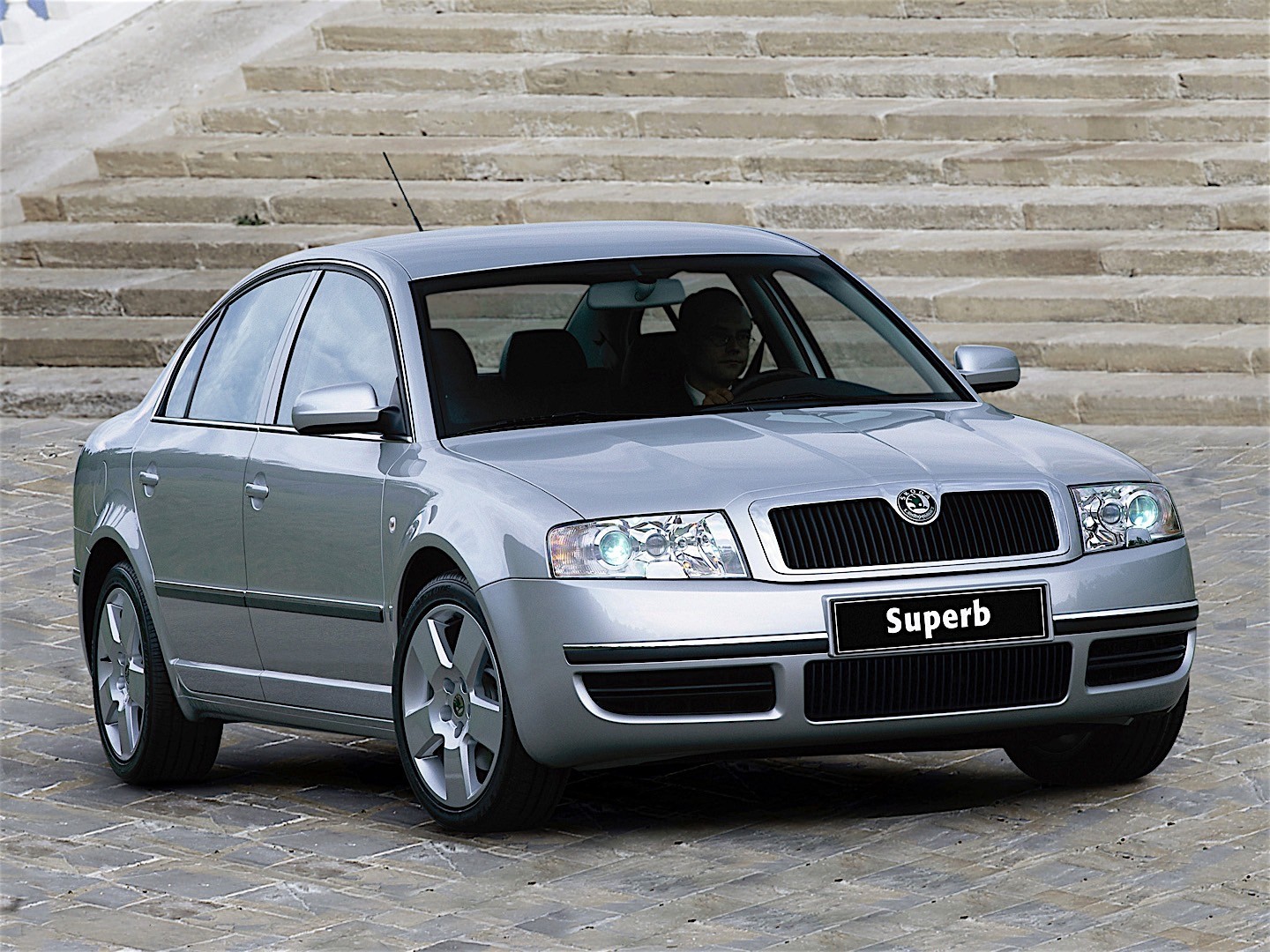 Skoda Superb photo 4