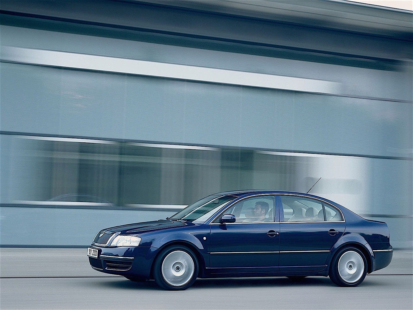 Skoda Superb photo 11