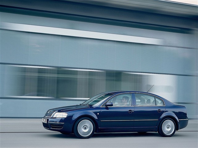 Skoda Superb photo 11
