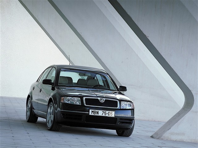 Skoda Superb photo 19