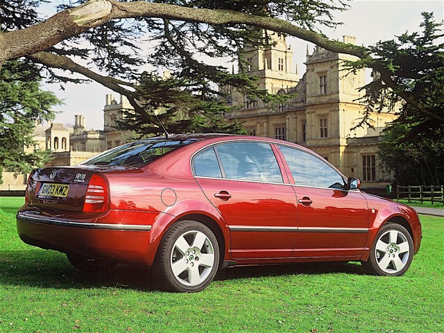 Skoda Superb photo 23
