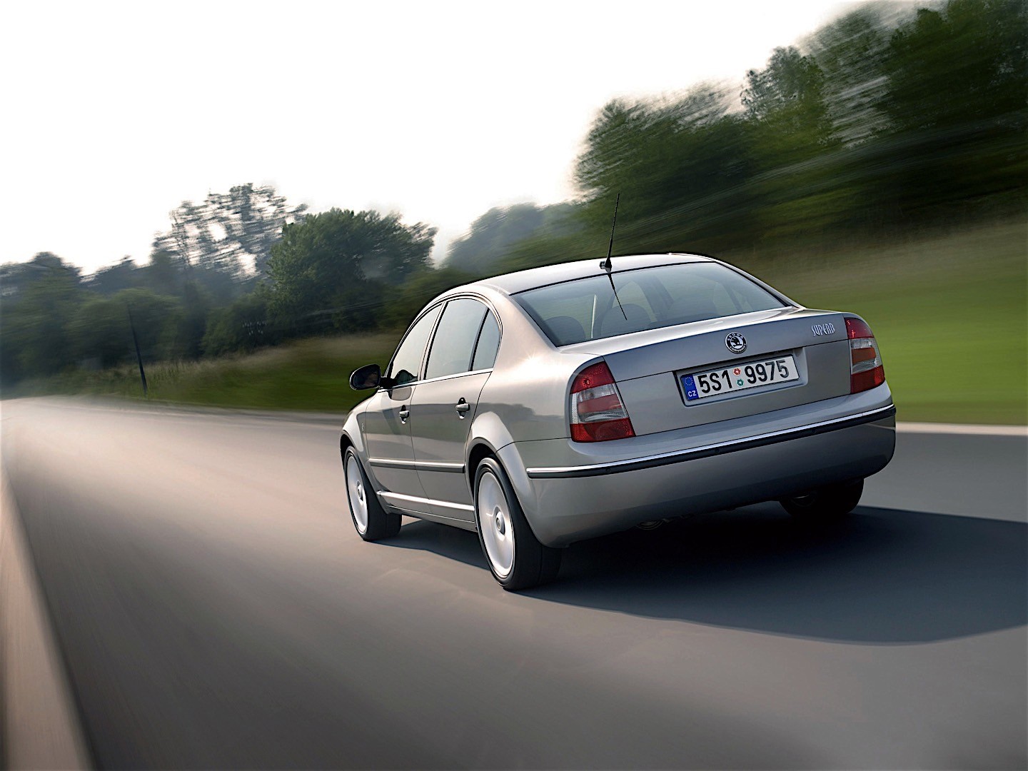 Skoda Superb photo 4