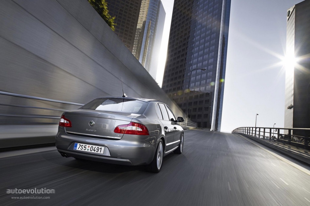 Skoda Superb photo 11