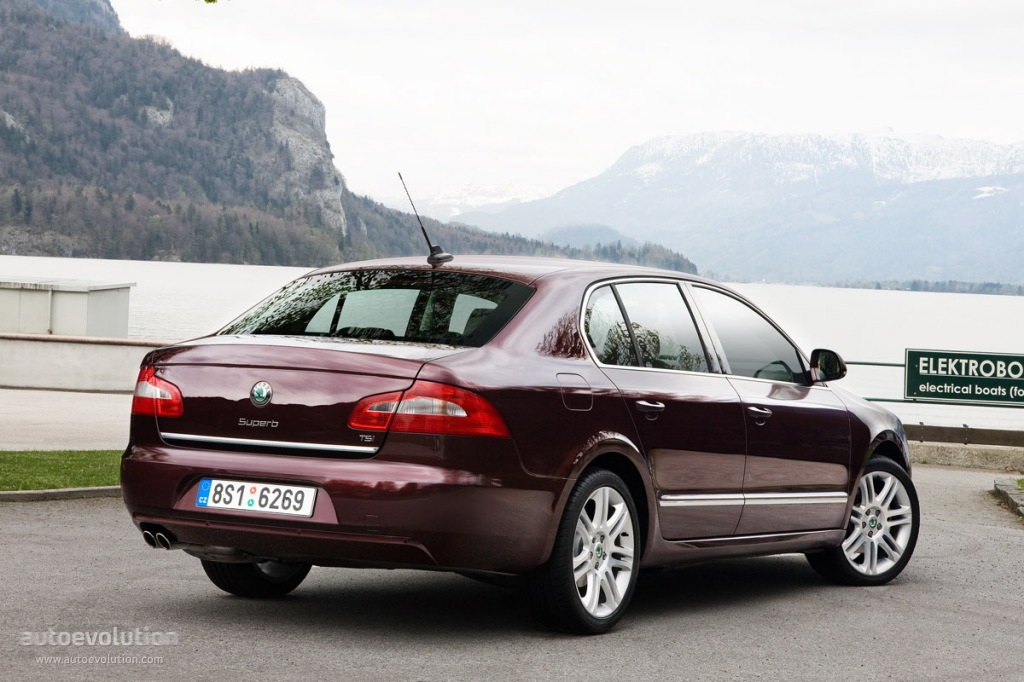 Skoda Superb photo 16