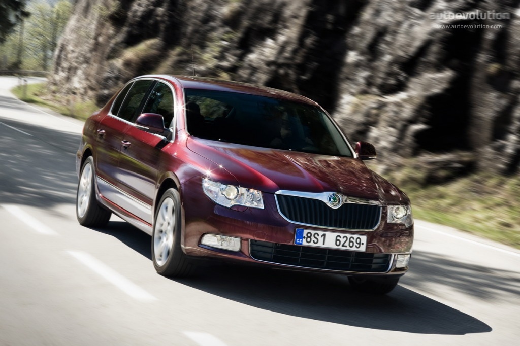 Skoda Superb photo 17