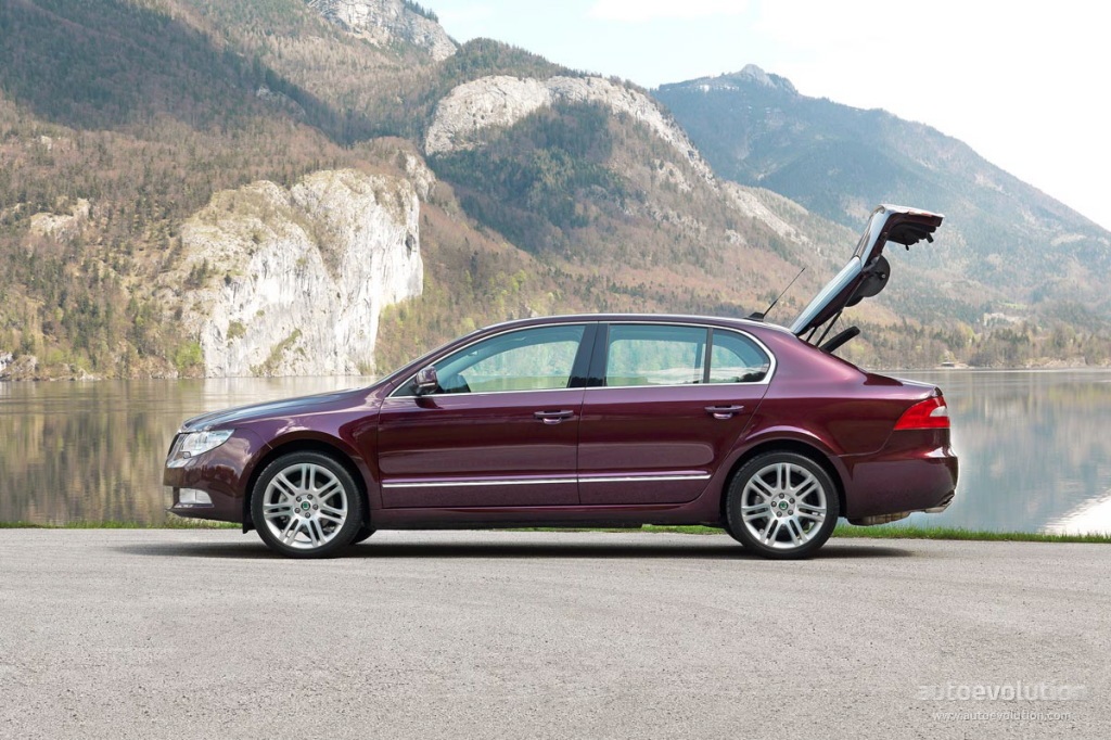Skoda Superb photo 22