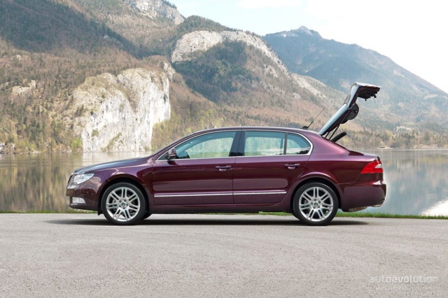 Skoda Superb foto 22