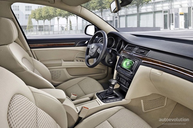 Skoda Superb foto 26