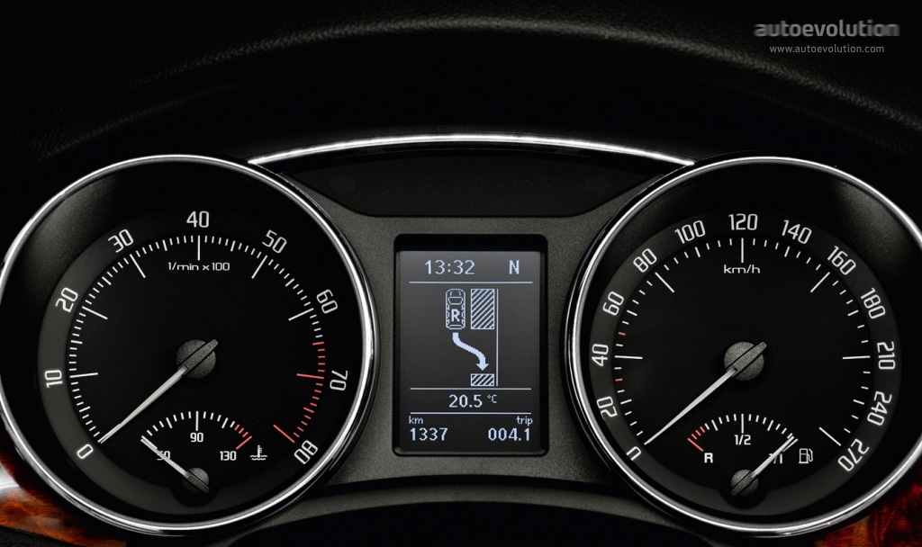 Skoda Superb photo 28