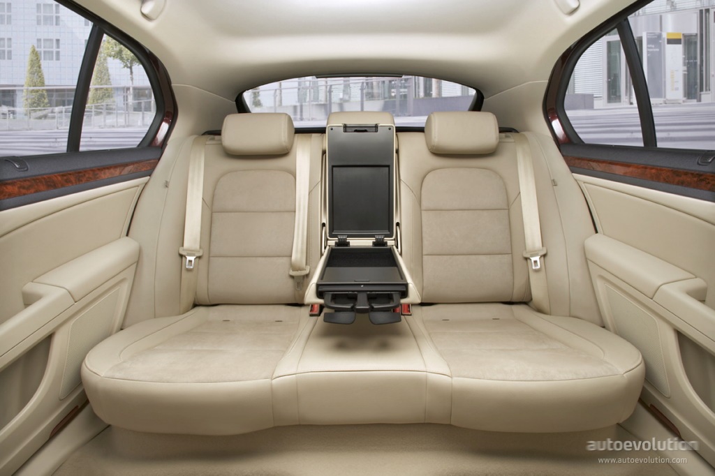 Skoda Superb photo 36