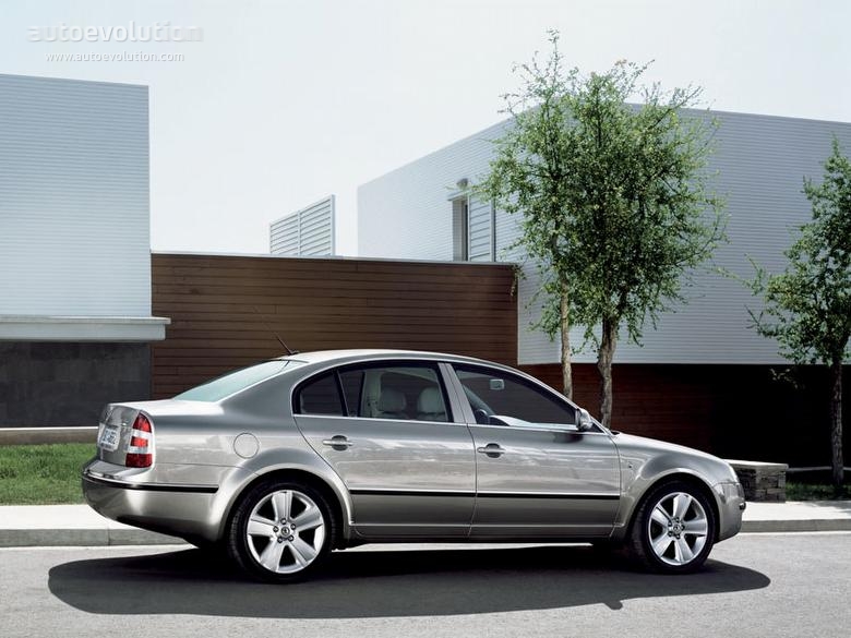 Skoda Superb photo 4