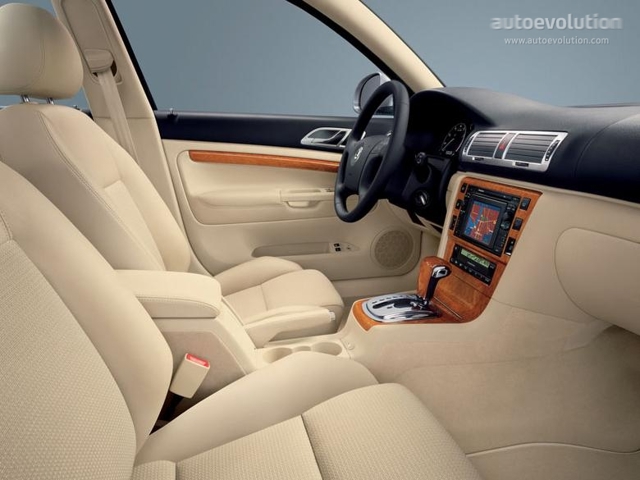 Skoda Superb foto 7