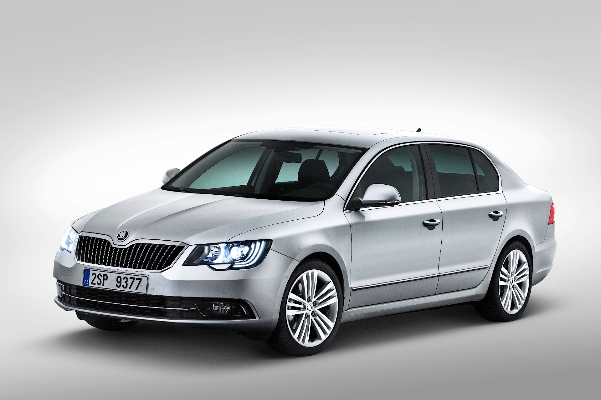 Skoda Superb photo 6
