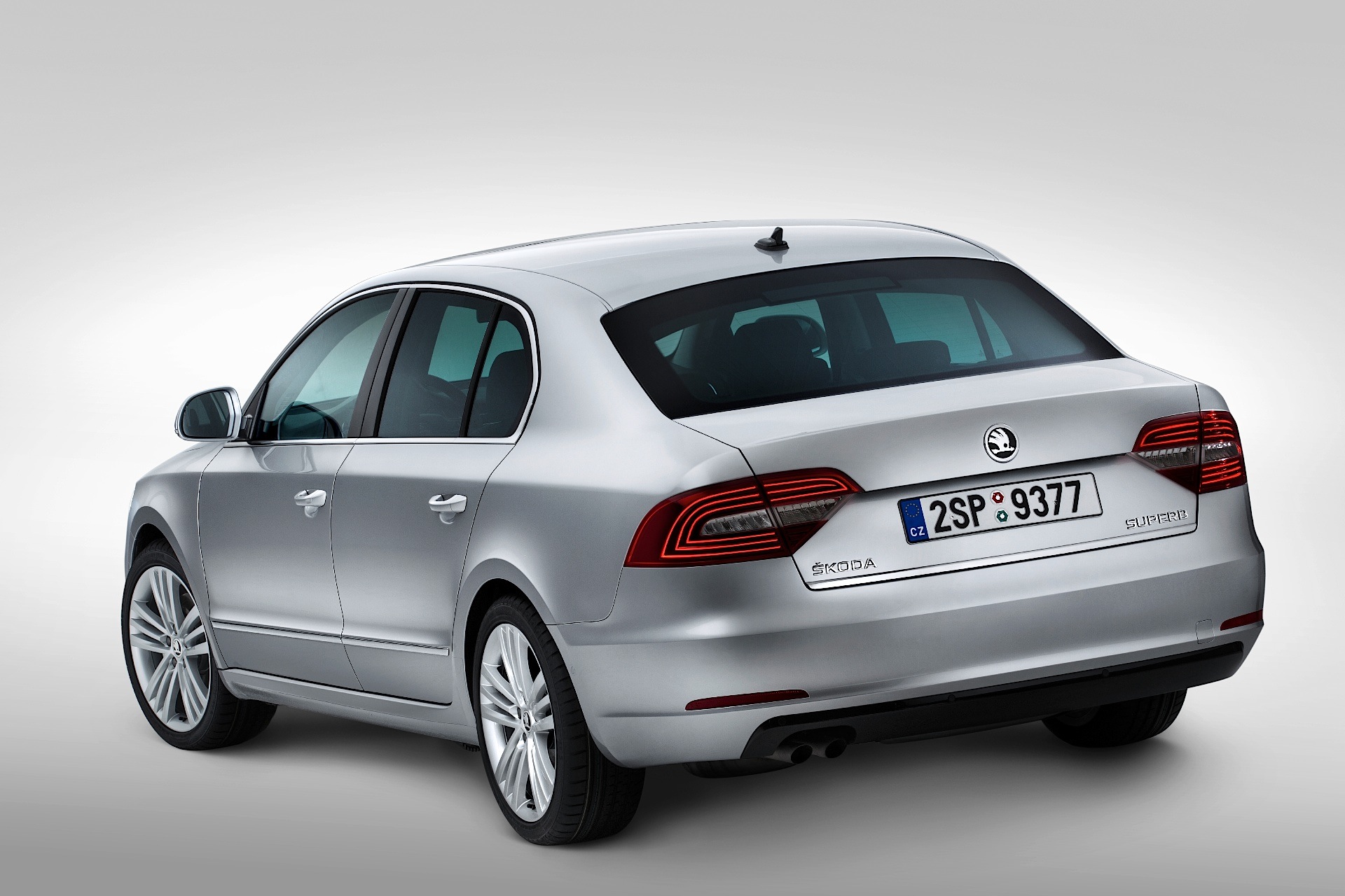 Skoda Superb photo 7