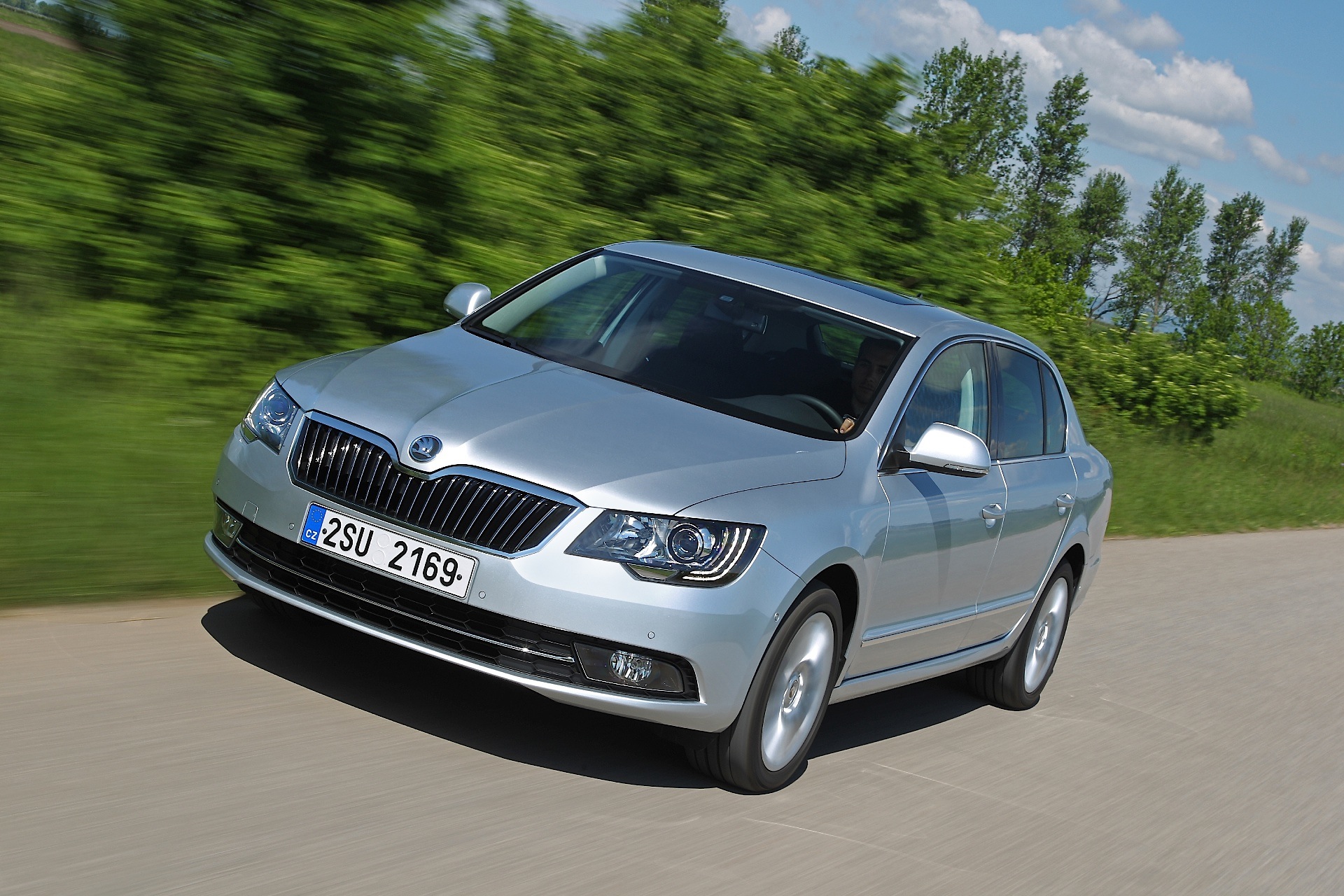 Skoda Superb photo 12