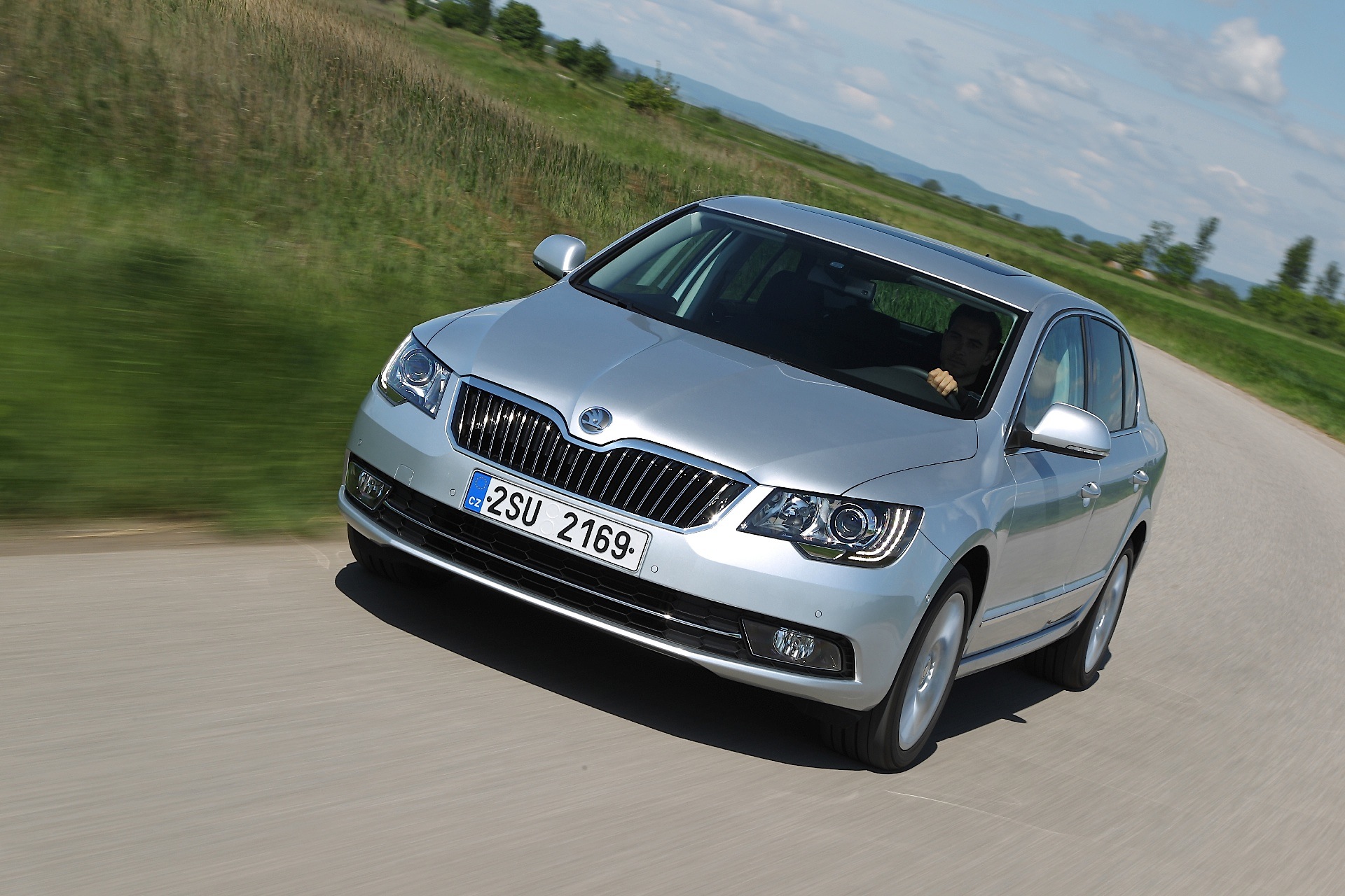 Skoda Superb photo 13