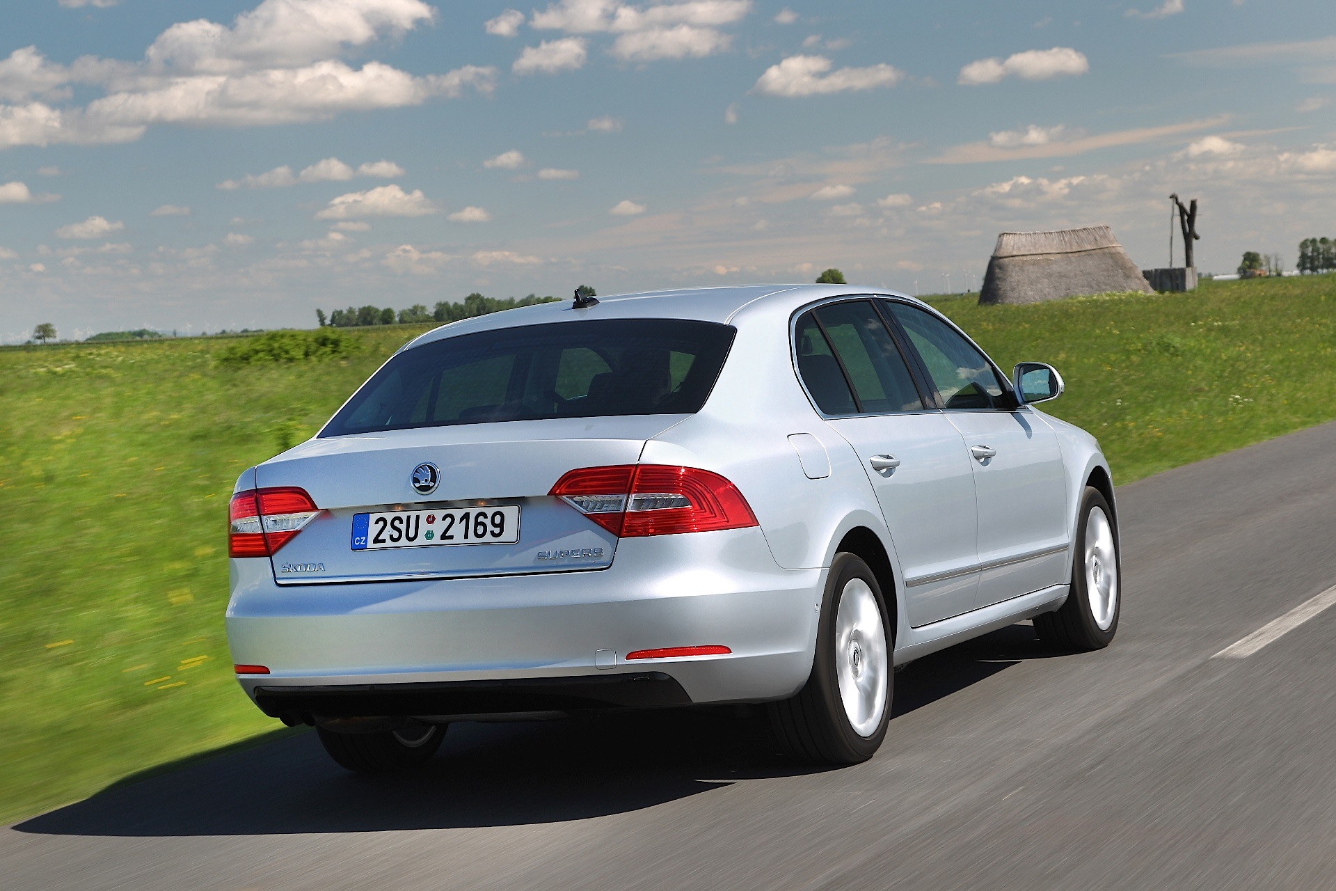 Skoda Superb photo 15
