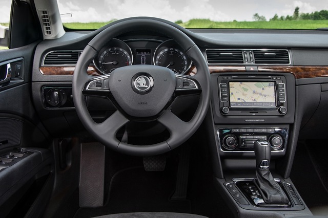 Skoda Superb photo 59