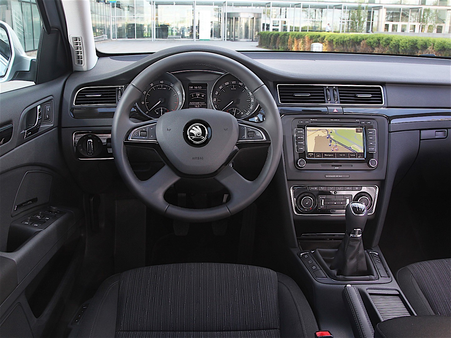 Skoda Superb photo 66