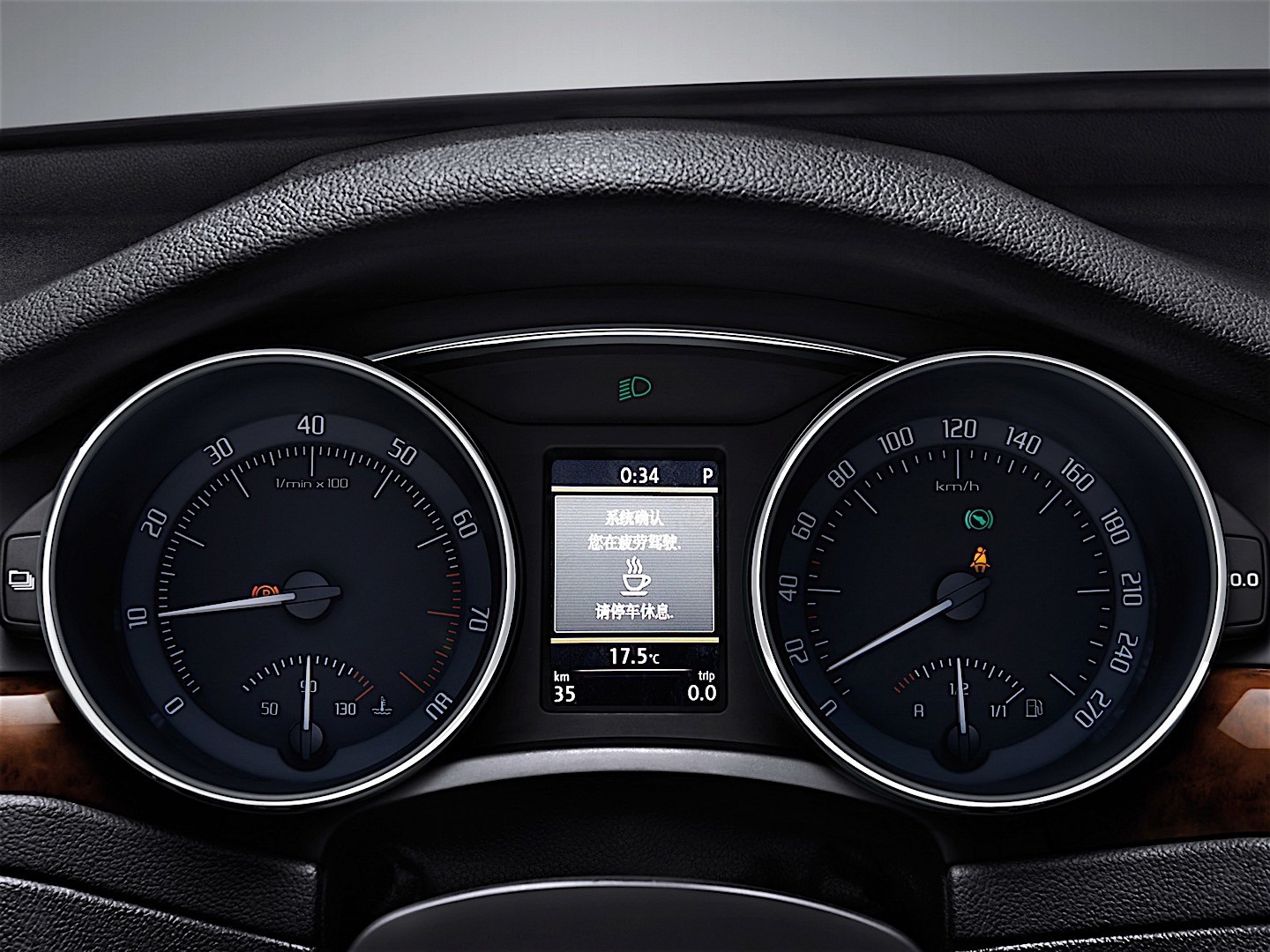 Skoda Superb photo 67