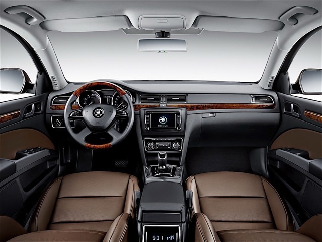 Skoda Superb photo 69