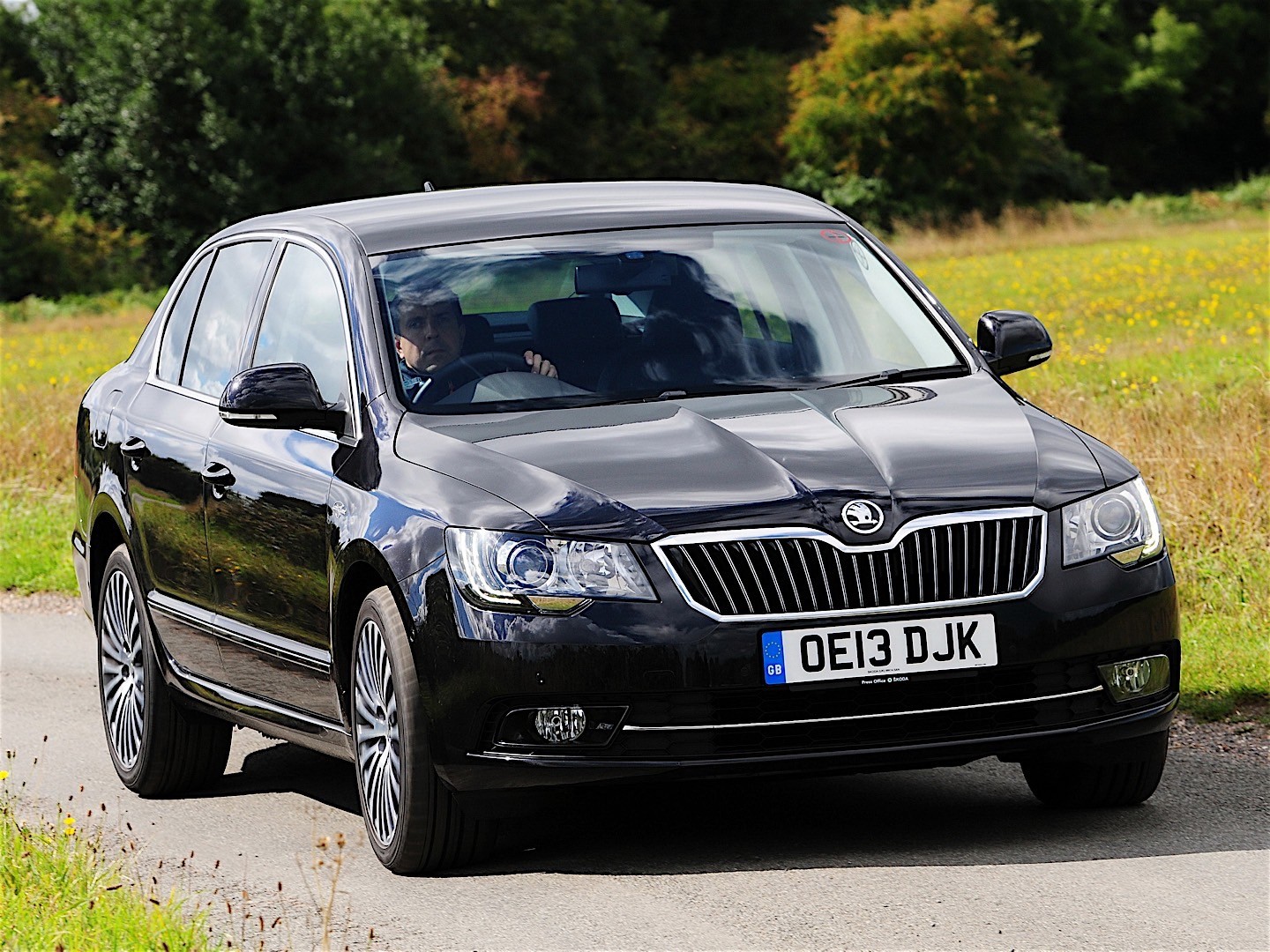 Skoda Superb photo 35