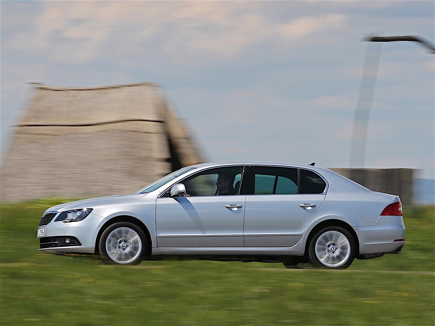 Skoda Superb photo 42