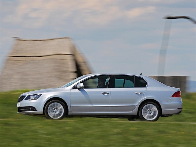 Skoda Superb photo 42