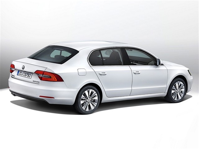 Skoda Superb photo 45