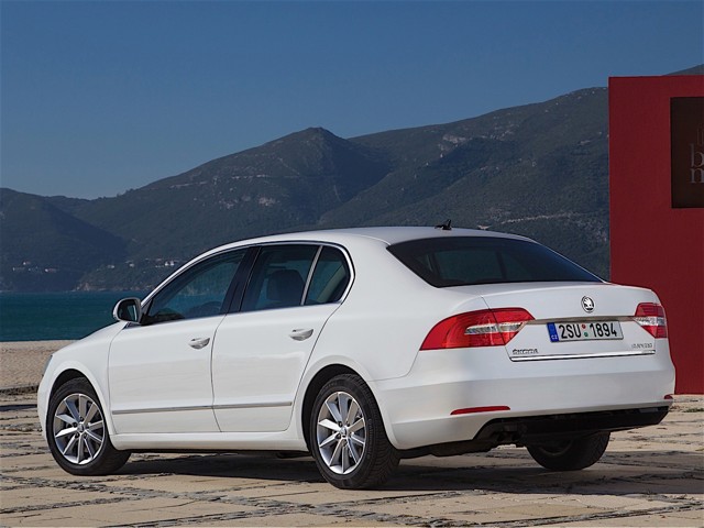 Skoda Superb photo 53