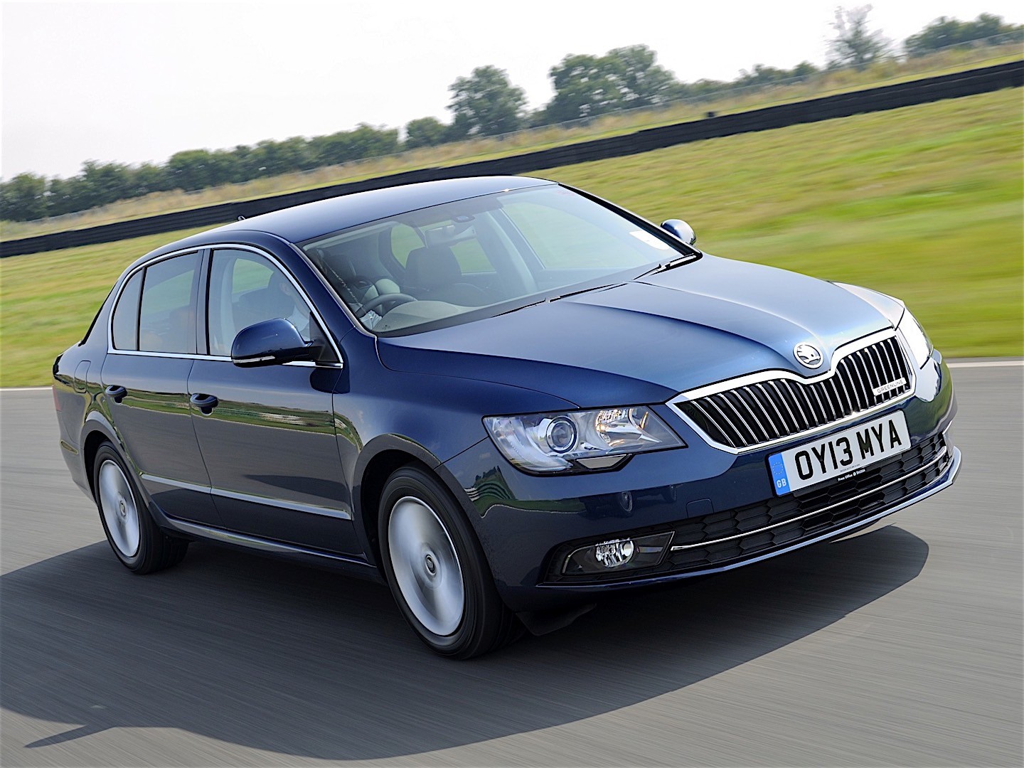 Skoda Superb photo 54