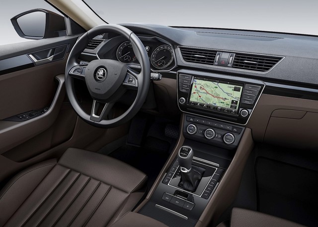 Skoda Superb photo 34