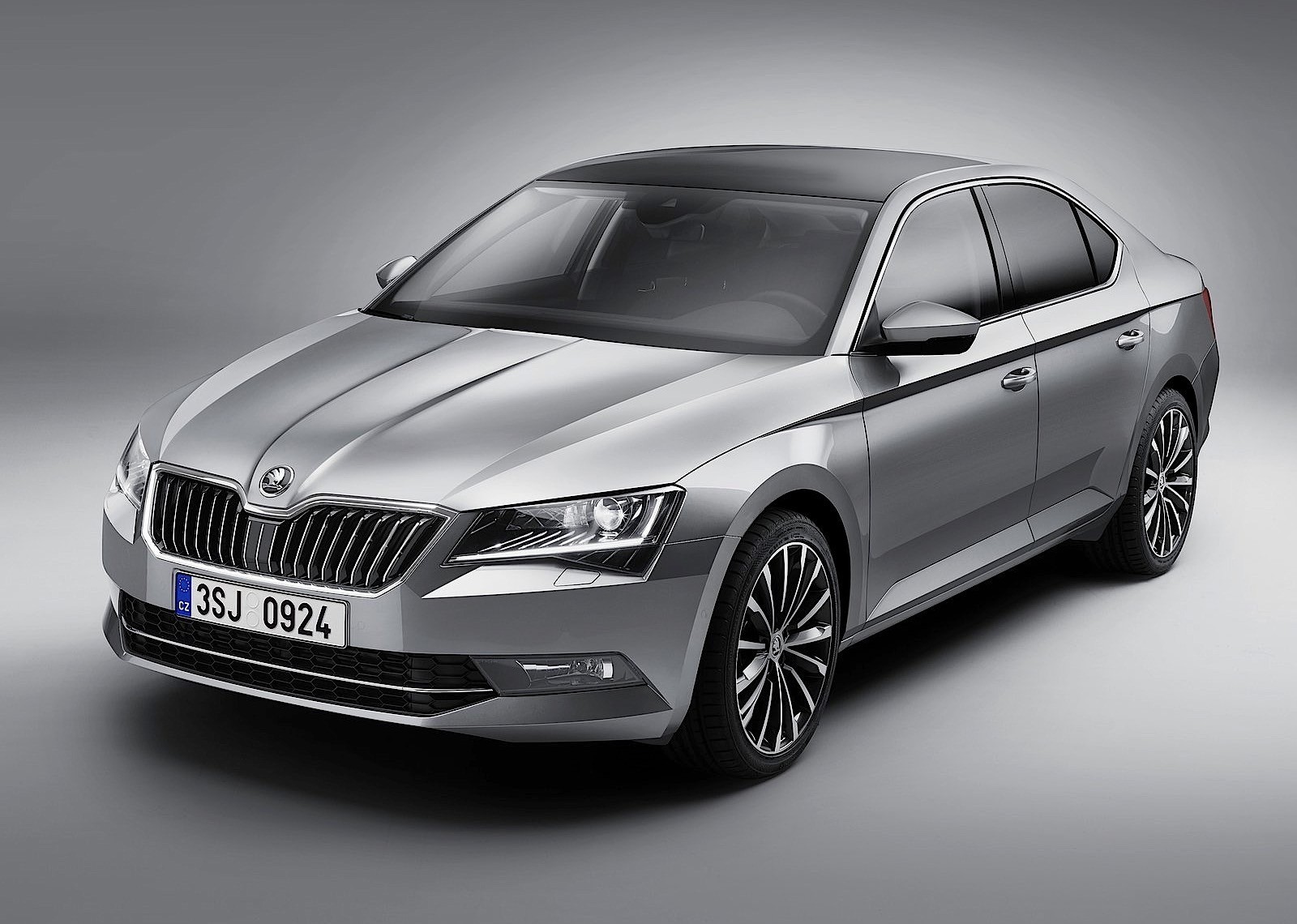 Skoda Superb photo 13