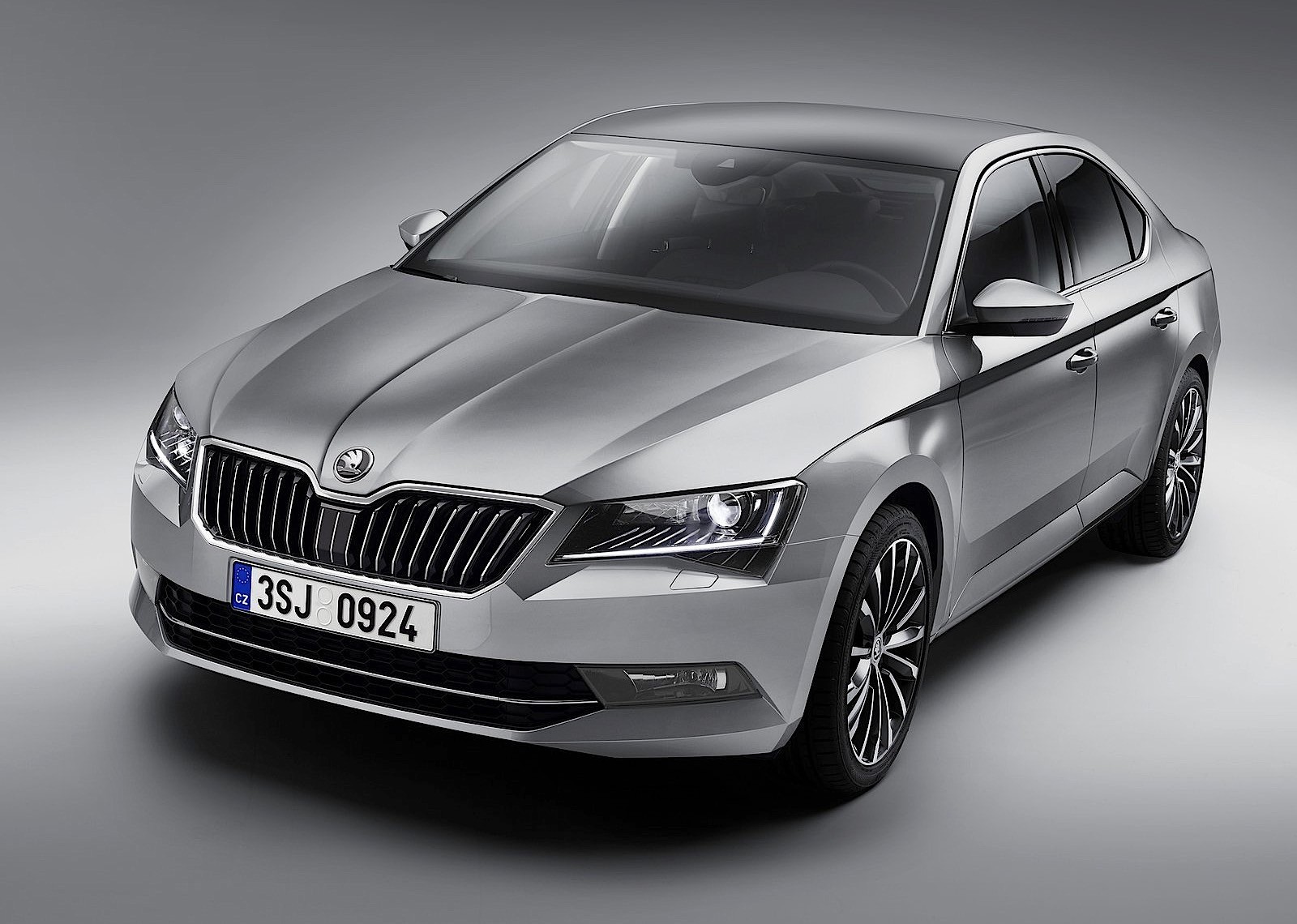 Skoda Superb photo 14